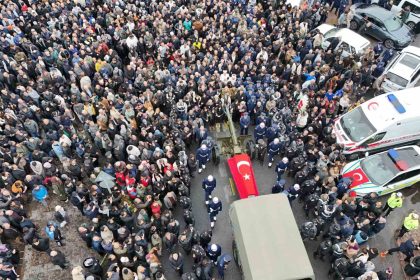 kayserili-binler-sehidini-ugurladi