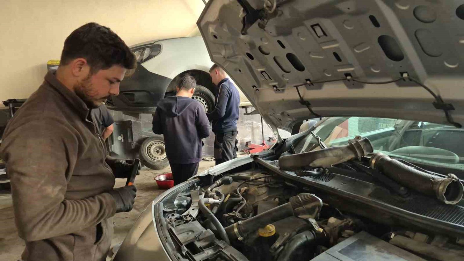 kislik-bakimda-antifriz-tuzagi-kotu-marka-antifriz-yokmus-gibi-olur