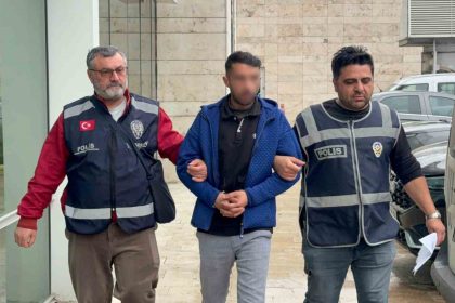 kiz-kardesinin-bogazina-bicak-dayadigi-iddia-edilen-kasap-tutuklandi