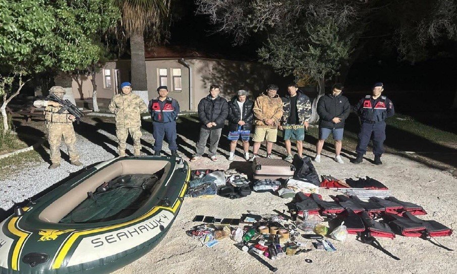 kusadasinda-yasa-disi-gecis-hazirligindaki-5-duzensiz-gocmen-yakalandi