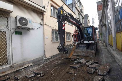 osmangazide-eski-asfaltlar-yenileniyor