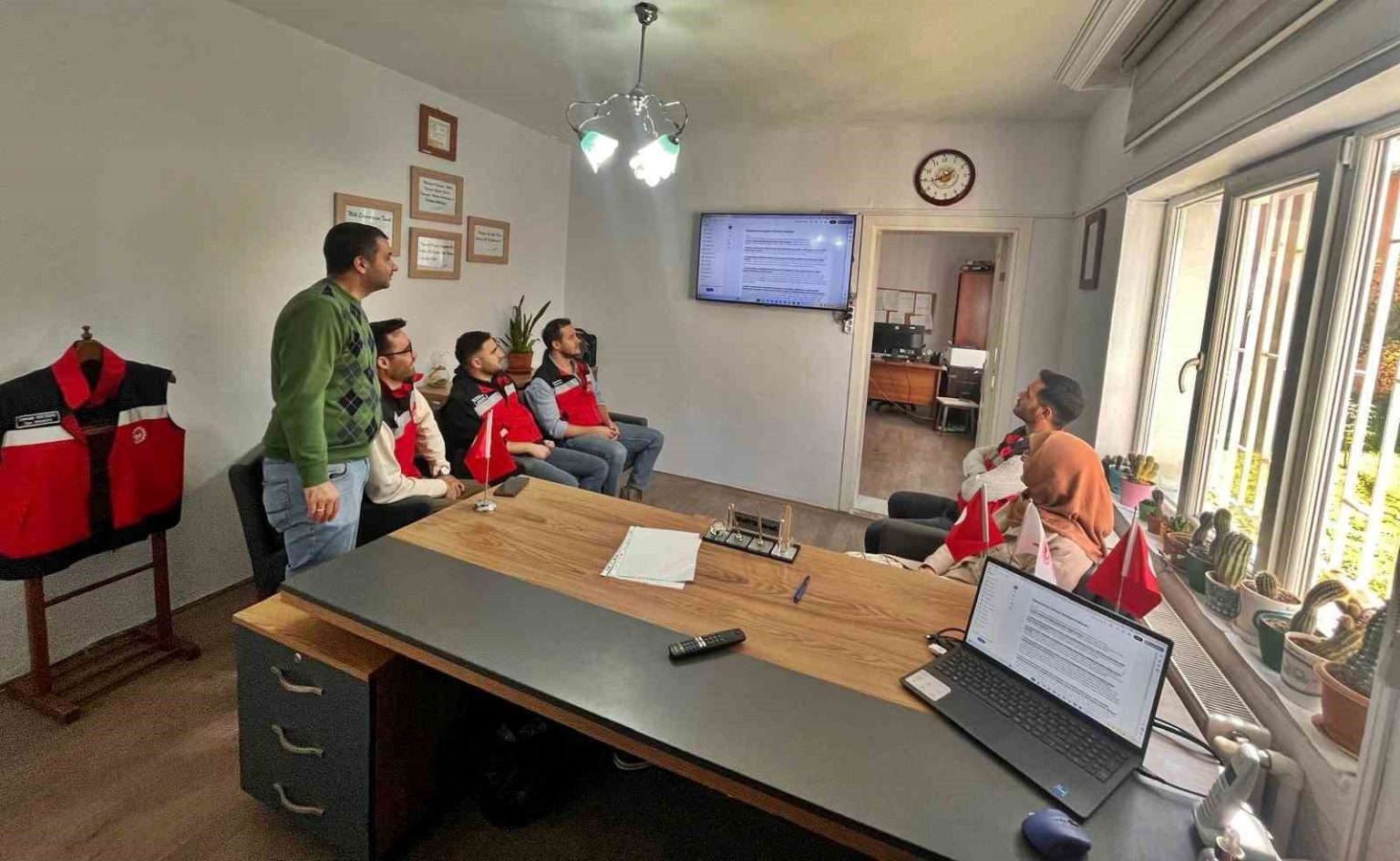 saphane-ve-pazarlar-ilce-tarim-personeline-cig-sut-sagim-hijyeni-konulu-egitim