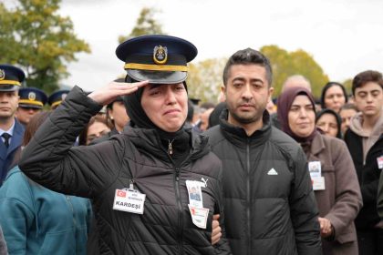 sehit-agabeye-polis-kardesin-yurek-yakan-vedasi