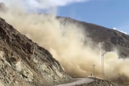 tehlike-olusturan-kayalar-dinamit-ile-temizlendi