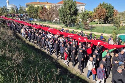 tekirdagli-sehit-ilker-aykut-son-yolculuguna-ugurlandi-esi-ve-oglu-askeri-kiyafet-giydi