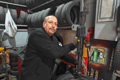 ustasindan-kis-lastigi-uyarisi-can-guvenligimiz-icin-lastiklerimizi-taktiralim