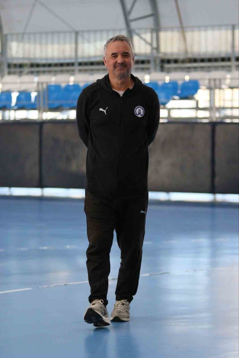 yalikavakspor-basantrenoru-ozcan-hedefimizden-ayrilmadan-yola-devam-ediyoruz