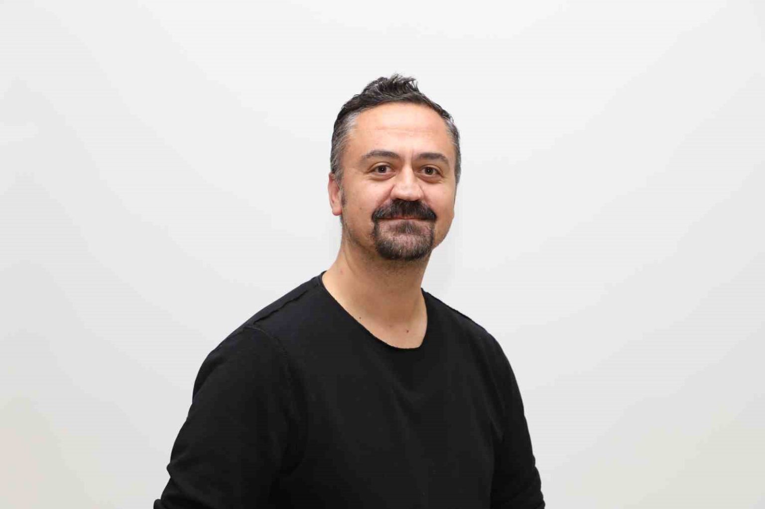 yapay-zeka-caginda-gercegi-kanitlamak-gerekiyor