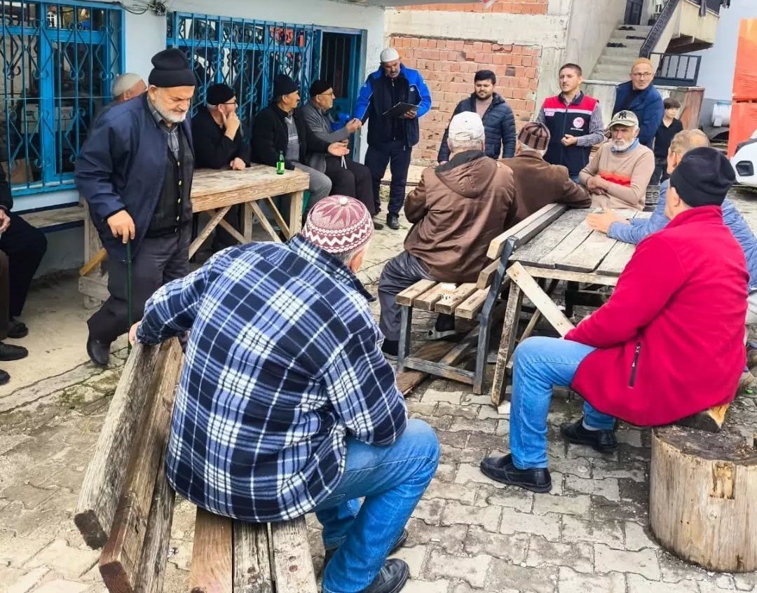 yigilcada-ziraat-muhendisleri-sahada