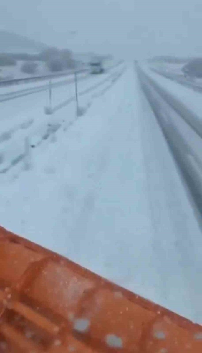 bingolun-yuksek-kesimleri-beyaza-burundu