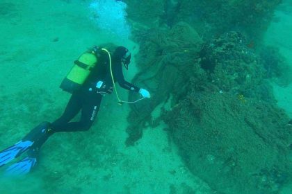 canakkalede-9-yilda-denizden-34-bin-620-metrekarelik-hayalet-ag-cikarildi