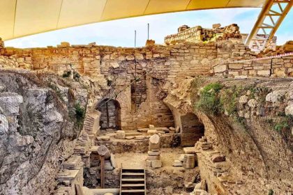 egenin-tarihi-hazinesi-kadikalesi-ziyaretcilerini-bekliyor