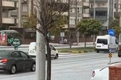 gaziantepte-dolu-etkili-oldu-cadde-ve-sokaklar-beyaza-burundu