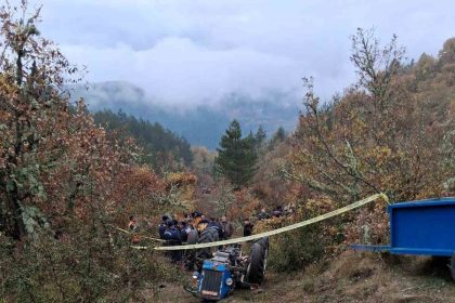 kastamonuda-devrilen-traktorun-surucusu-hayatini-kaybetti