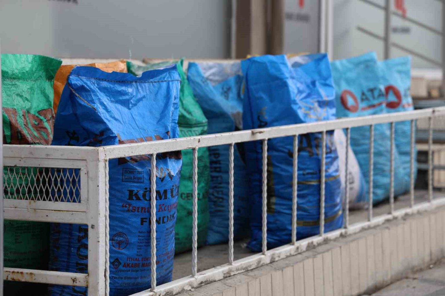 kirsehirde-sogukla-birlikte-komur-satislari-da-artti