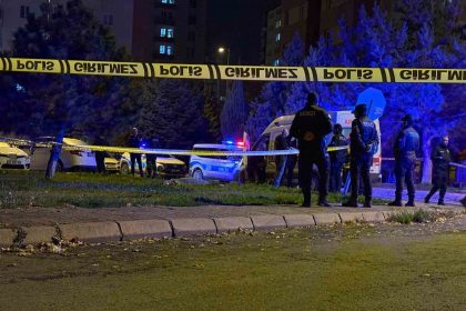 konusmak-icin-cagirdigi-esini-sokak-ortasinda-olduren-sahis-tutuklandi