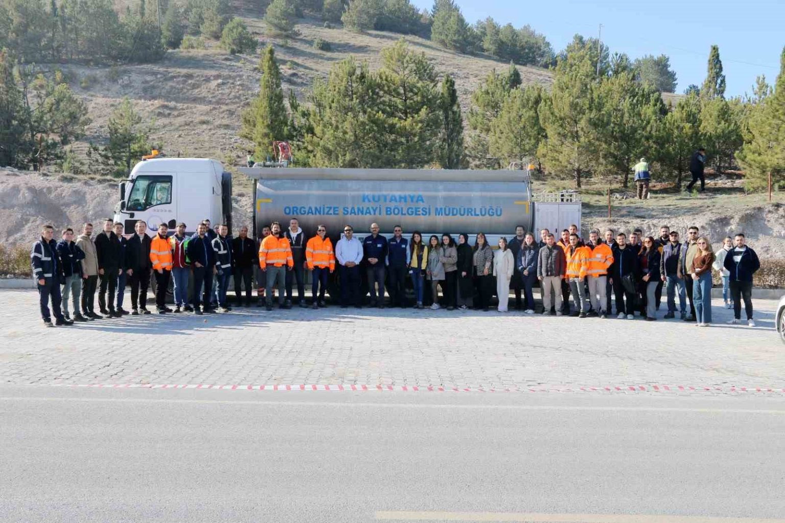 kutahya-osbnin-geleneksel-fidan-dikim-etkinligi-yogun-katilimla-gerceklesti