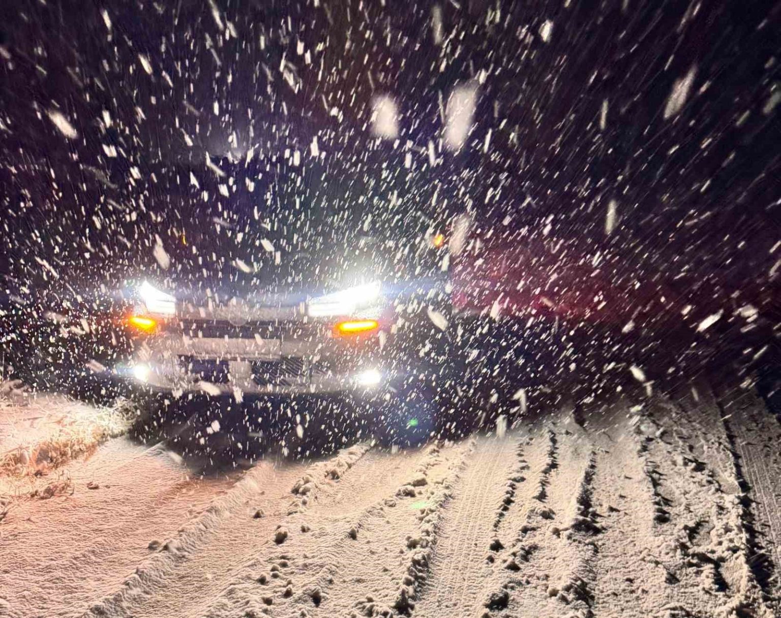 malatyada-yagis-sonrasi-mahsur-kalan-33-kisi-kurtarildi