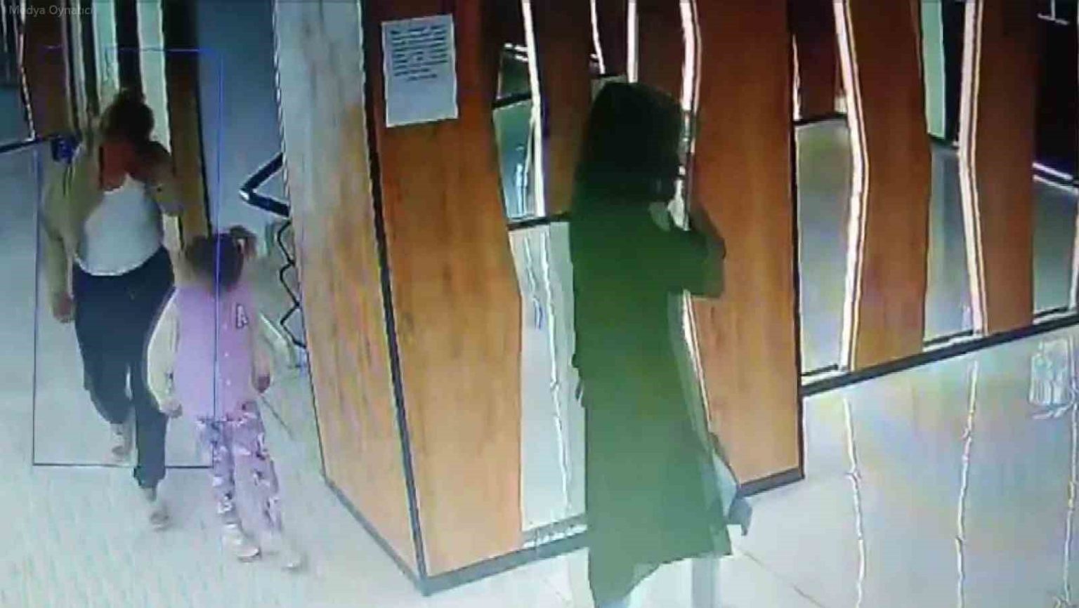 mersinde-bir-eve-giren-hirsizlar-1-milyon-degerinde-altin-ve-ziynet-esyasi-caldi