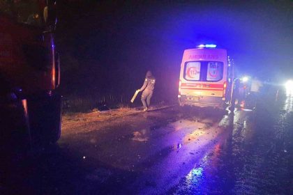 otomobil-ile-kamyon-carpisti-1i-agir-3-yarali