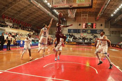 turkiye-basketbol-ligi-kocaeli-bsb-kagitspor-61-bandirma-bordo-basketbol-82