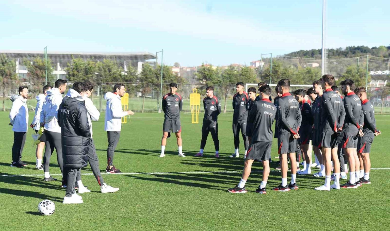 umit-milli-takimi-litvanya-maci-hazirliklarina-ara-vermeden-basladi