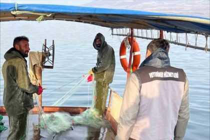 van-golunde-balikcilik-denetimi-yapildi