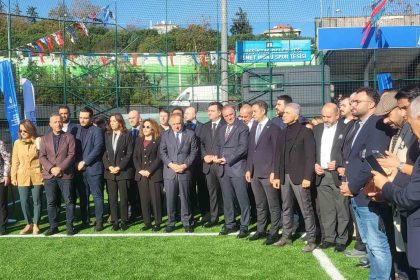 yenilenen-ismet-inonu-spor-tesisi-hizmete-acildi