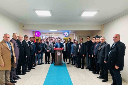 15-temmuz-demokrasi-sehitleri-gazileri-ve-teror-magdurlari-dernegi-genel-baskani-gunduz-milli-savunma-bakani-gulerin-yanindayiz