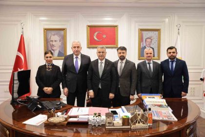 baskan-kurnaz-aile-ve-aile-butunlugune-onem-veriyoruz