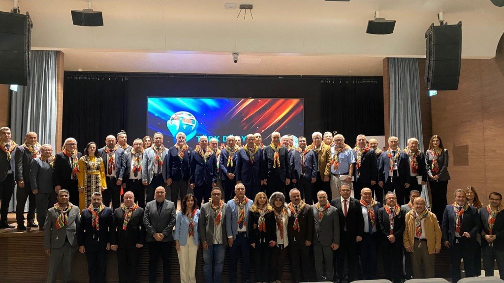 buulu-akademisyene-turk-dunyasi-bilim-odulu