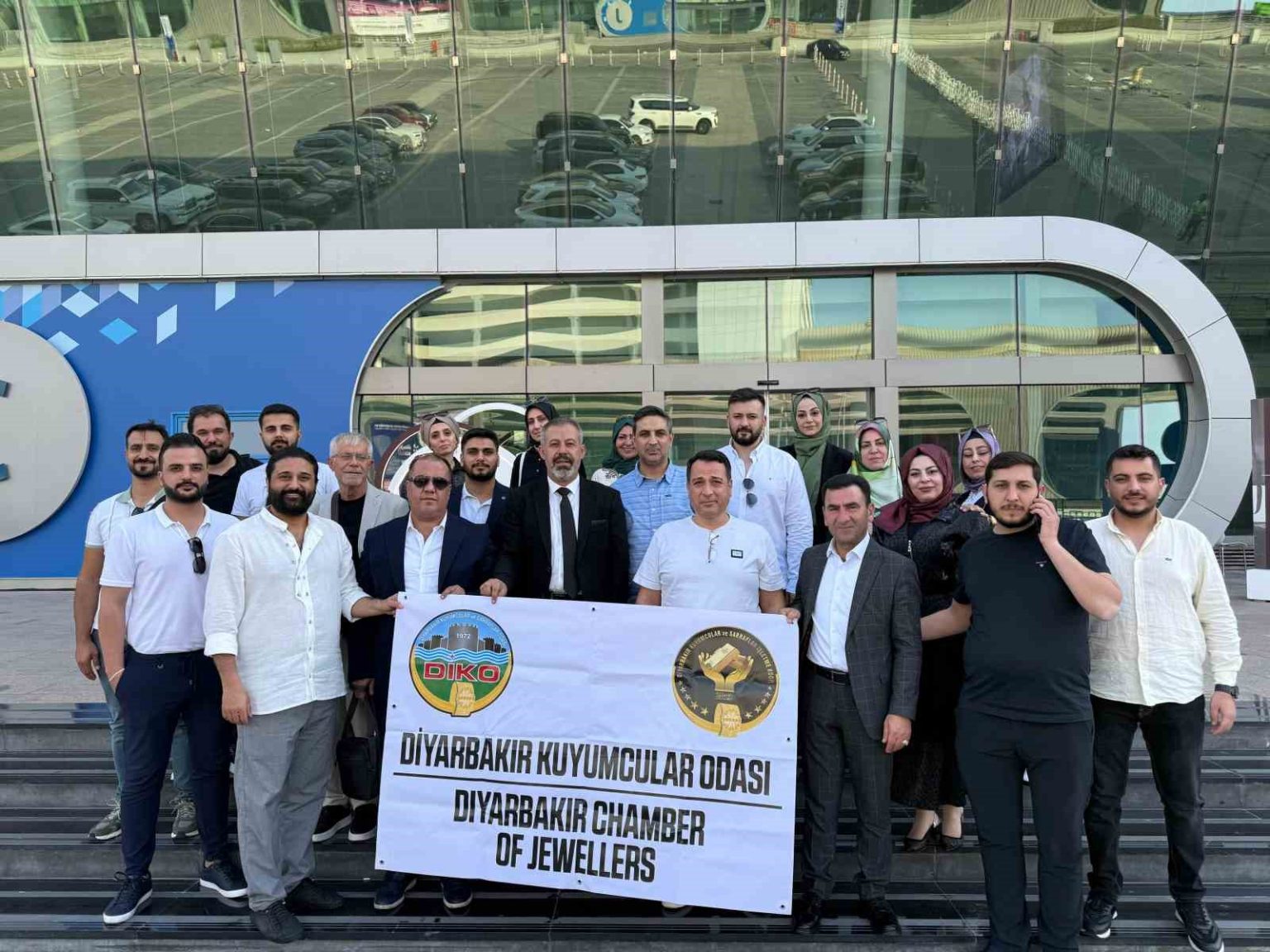 diyarbakir-kuyumcular-ve-sarraflar-odasi-abu-dabide-mezopotamyanin-koklu-altin-isleme-kulturunu-tanitti