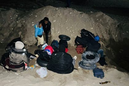 izmirde-7-duzensiz-gocmen-yakalandi-34-gocmen-kurtarildi