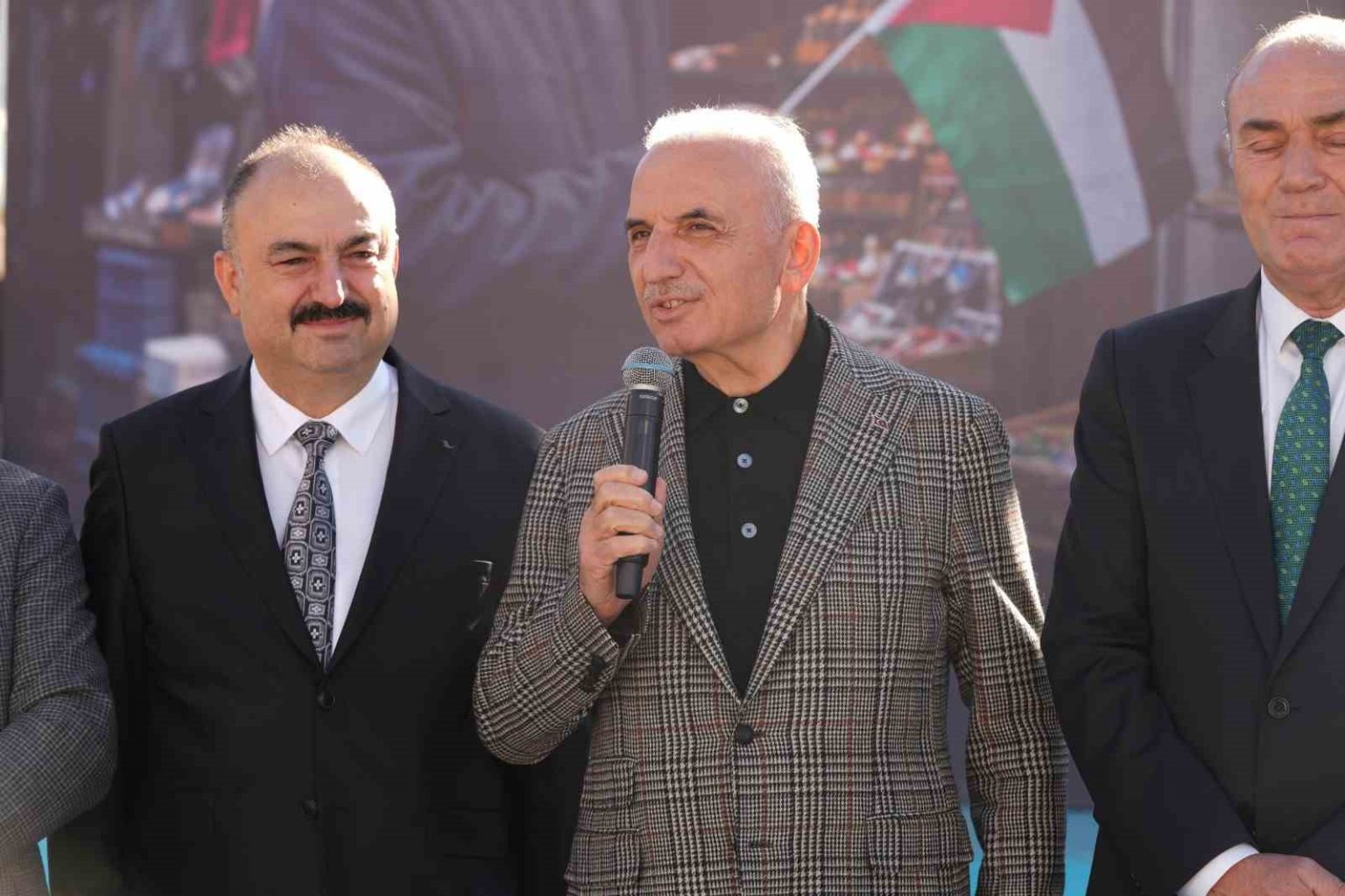 kazancim-gazze-icin-kampanyasi-tanitim-programi-umraniyede-gerceklestirildi