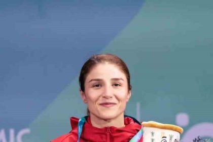 riyaddan-kayseriye-1-altin-1-bronz-geldi